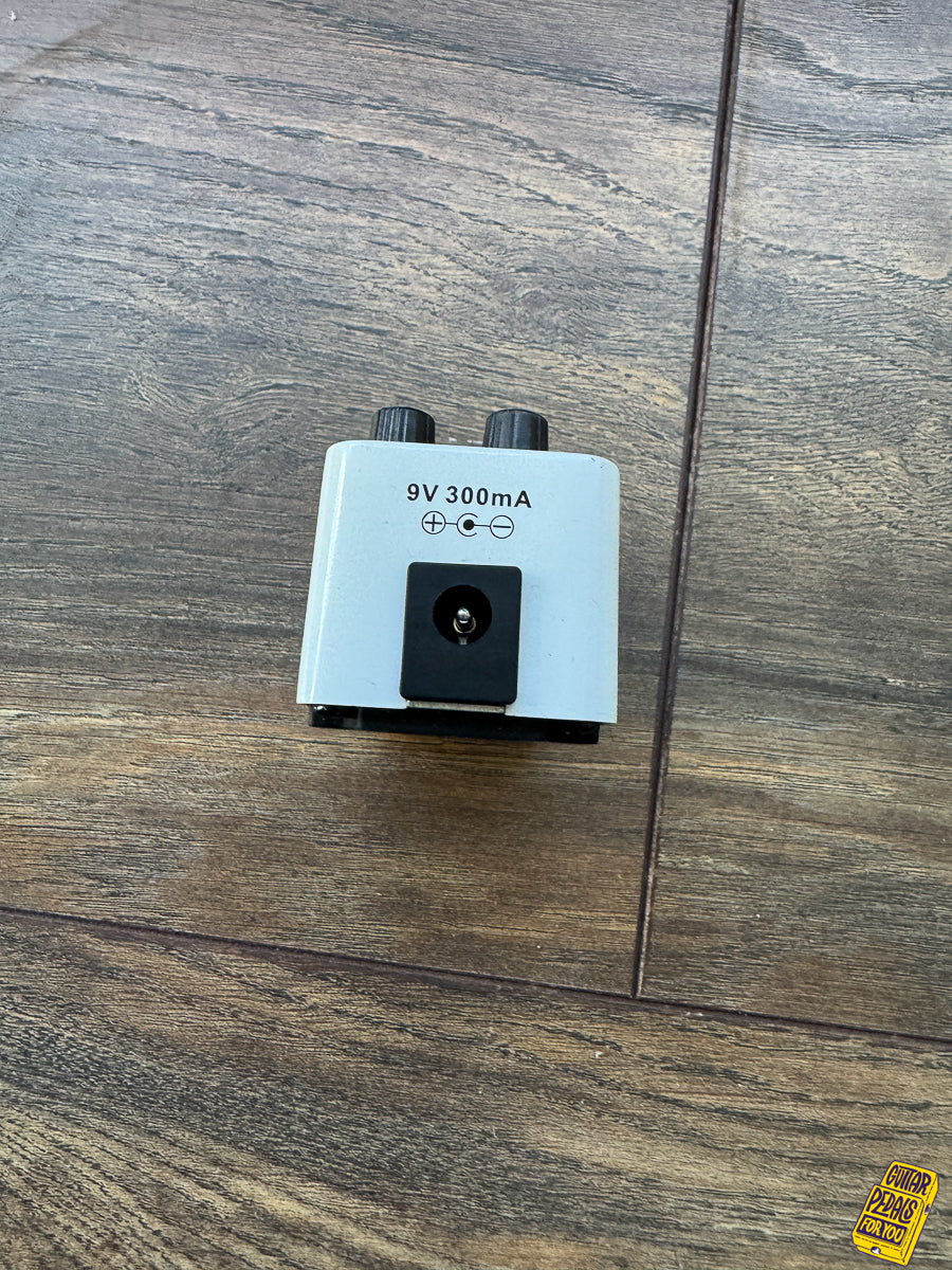 Mooer 005 Fifty-Fifty 3 Micro Preamp
