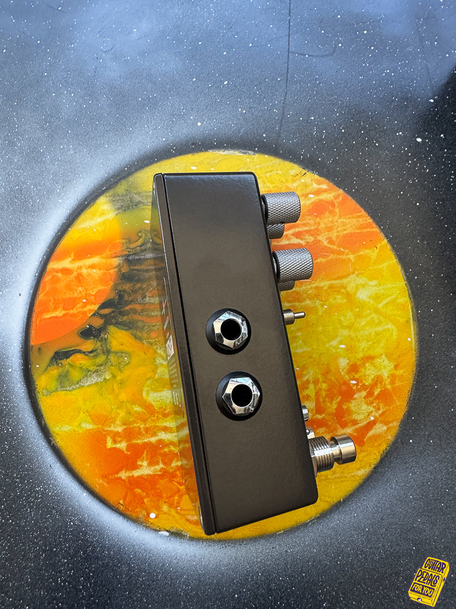 Chase Bliss Audio Gravitas Analog Tremolo