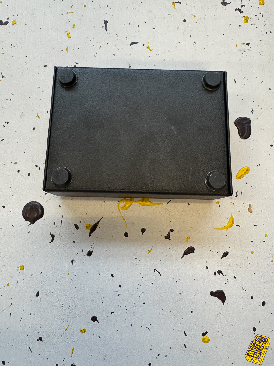 EBTECH HE-2 Hum Eliminator