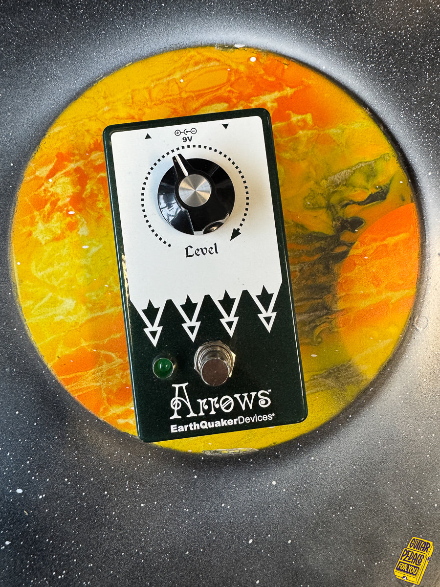 EarthQuaker Devices Arrows Preamp Booster V2
