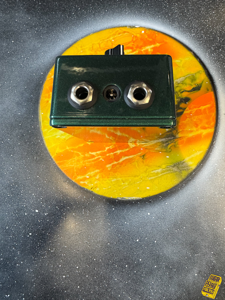 EarthQuaker Devices Arrows Preamp Booster V2