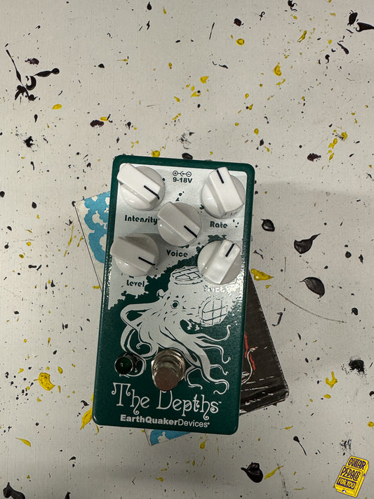 EarthQuaker Devices The Depths Optical Vibe Machine V2