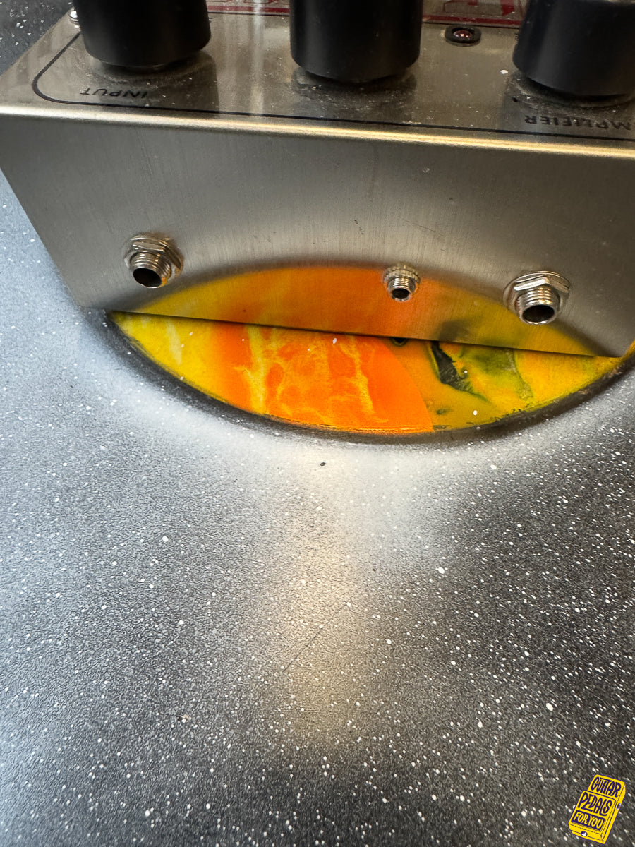 Electro-Harmonix Big Muff Pi met mids mod