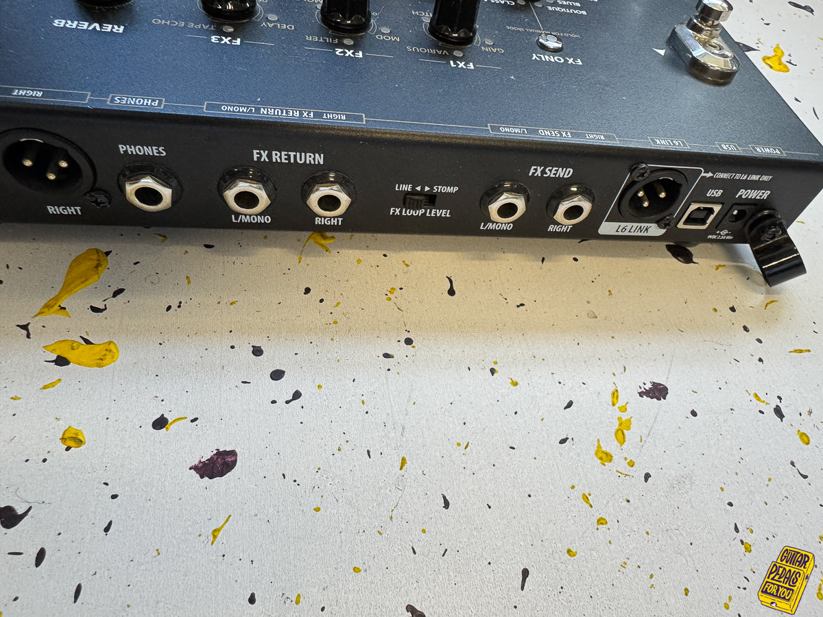 Line 6 POD HD400 Multi-Effect and Amp Modeler