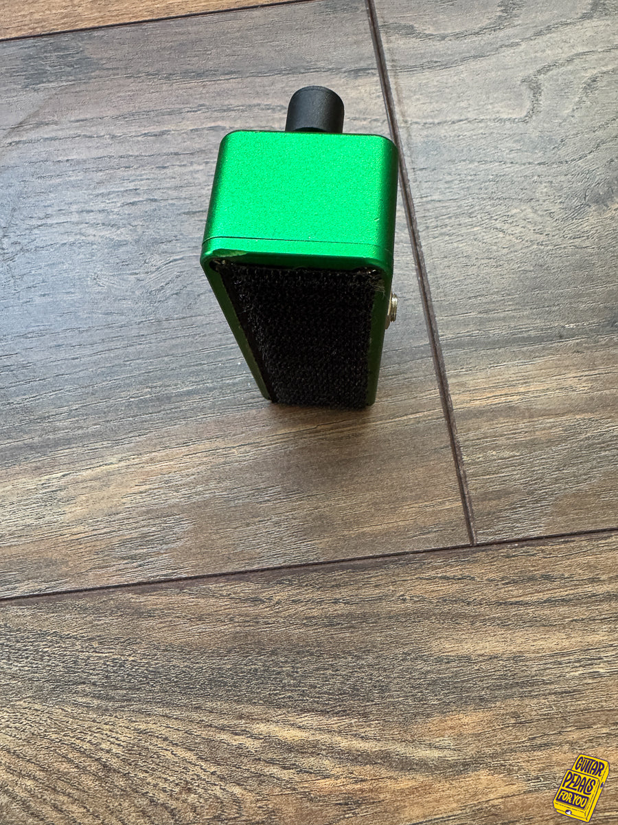 One Control Persian Green Screamer