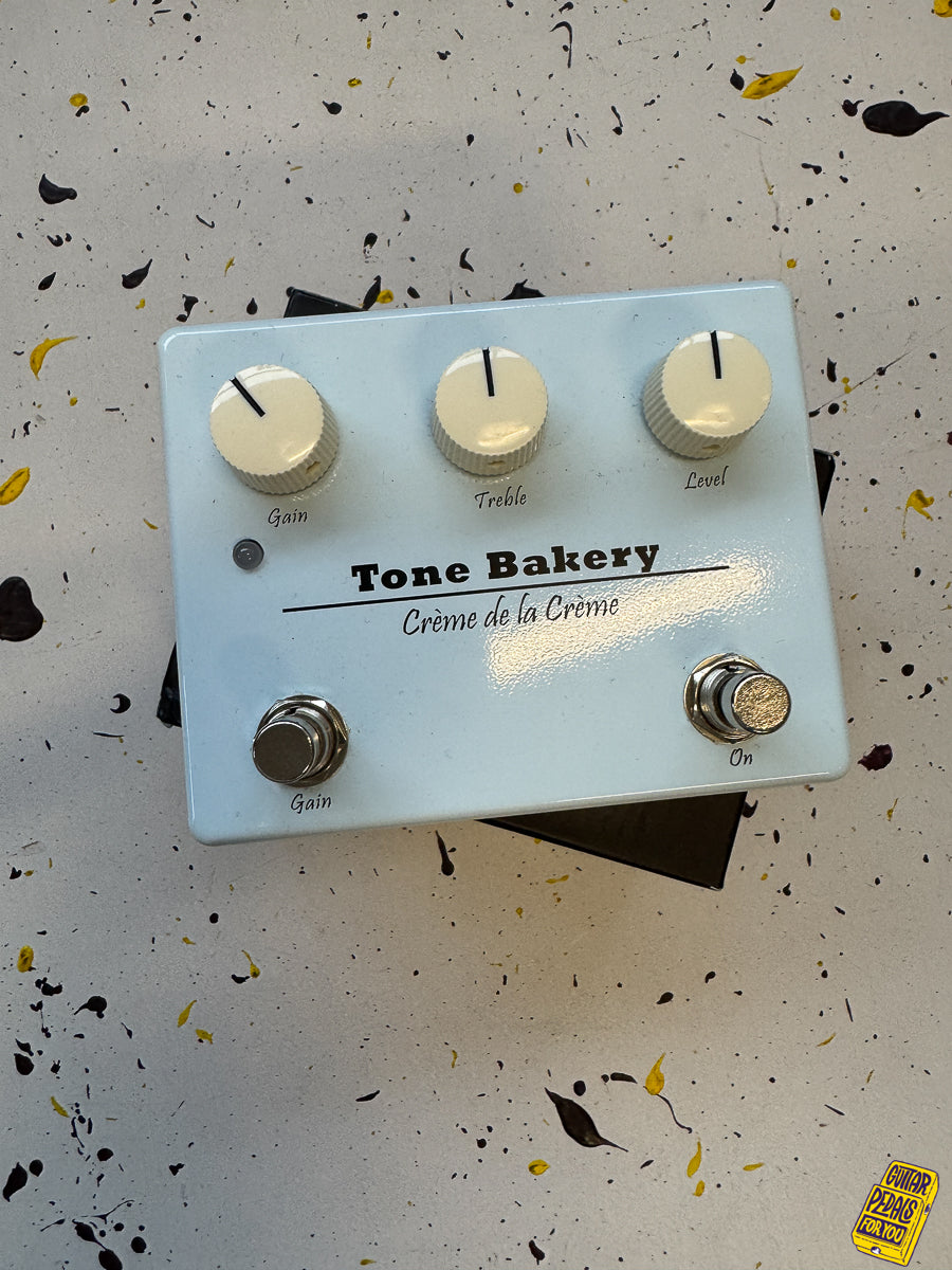 Tone Bakery Creme de la creme