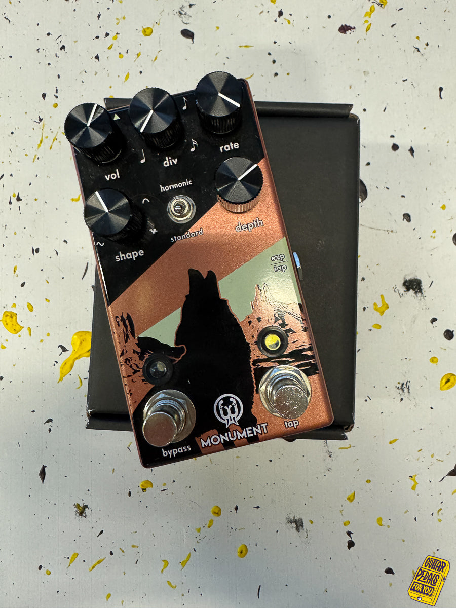 Walrus Audio Monument Harmonic Tap Tremolo V2