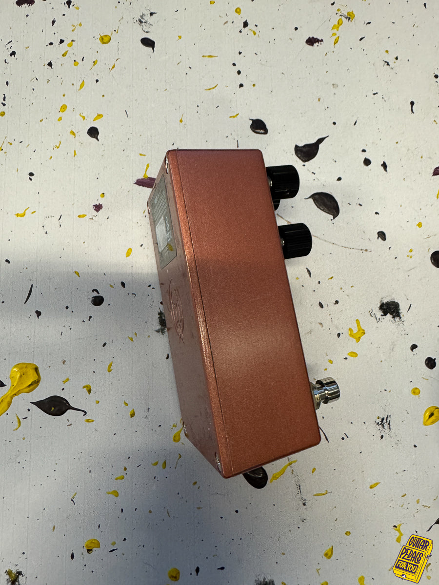 Walrus Audio Monument Harmonic Tap Tremolo V2